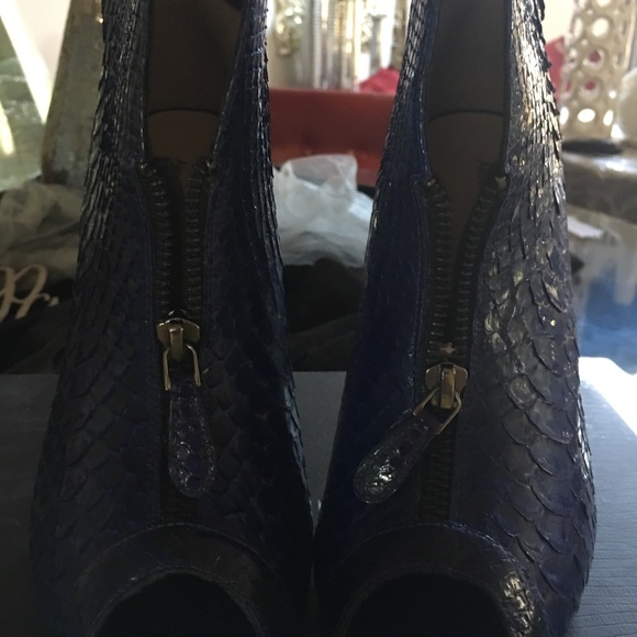 Alexandre Birman- Electric Blue Python Booties - Picture 6 of 8